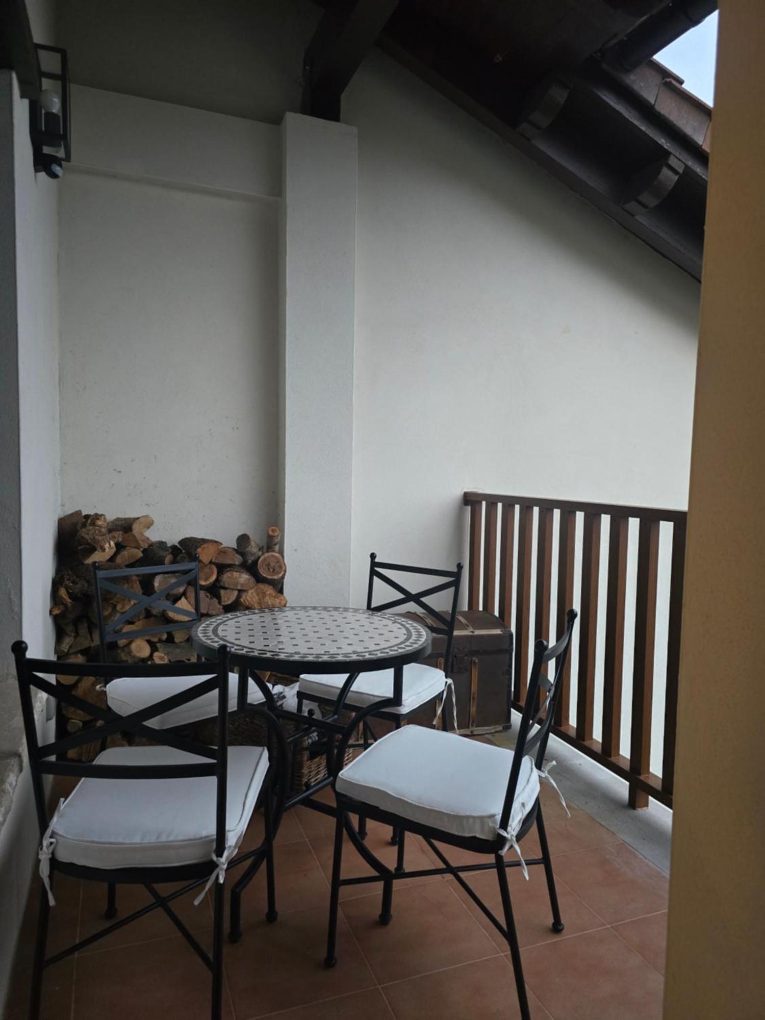 Un Encanto De Duplex Jaca Ngoại thất bức ảnh