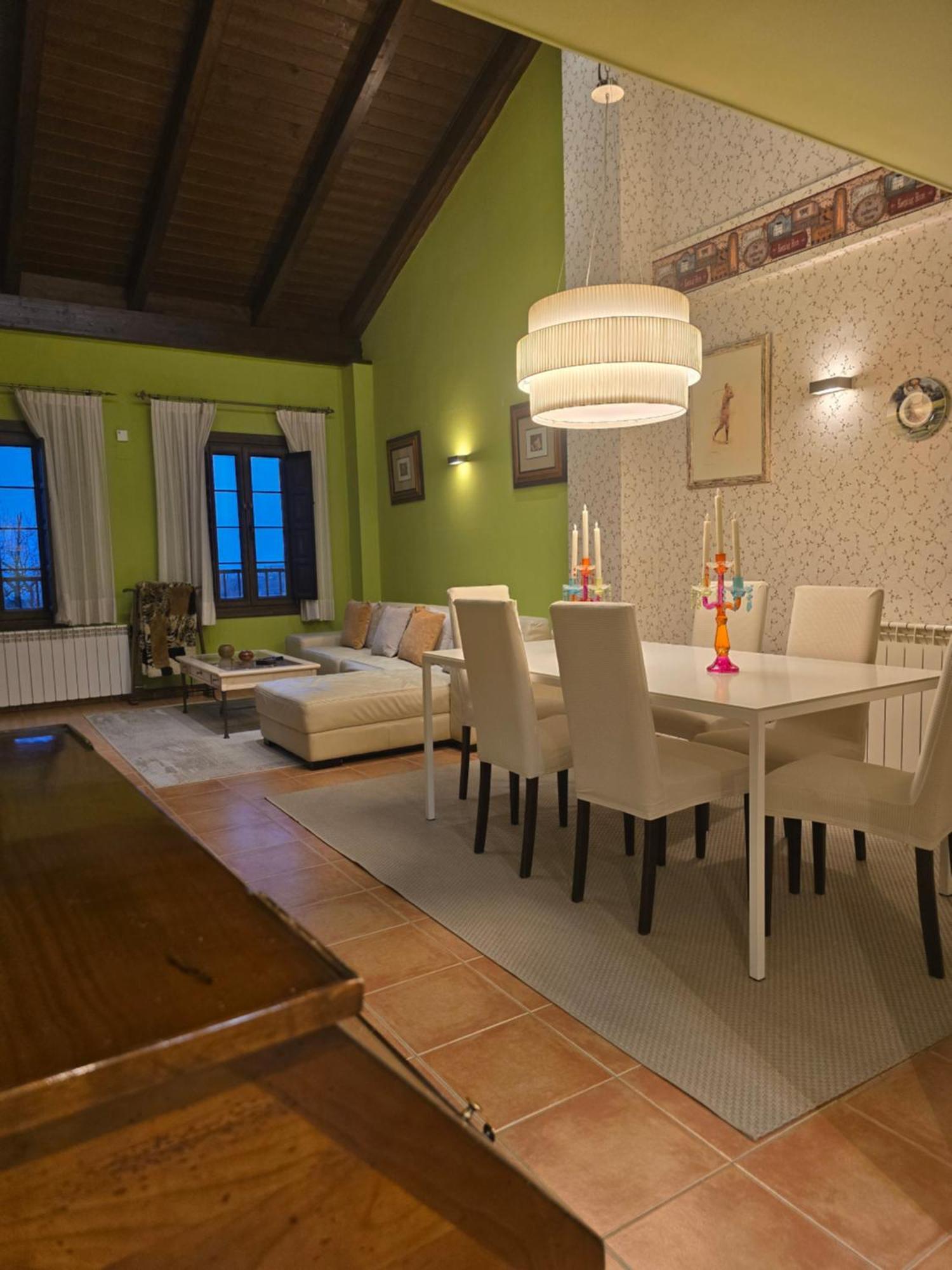 Un Encanto De Duplex Jaca Ngoại thất bức ảnh